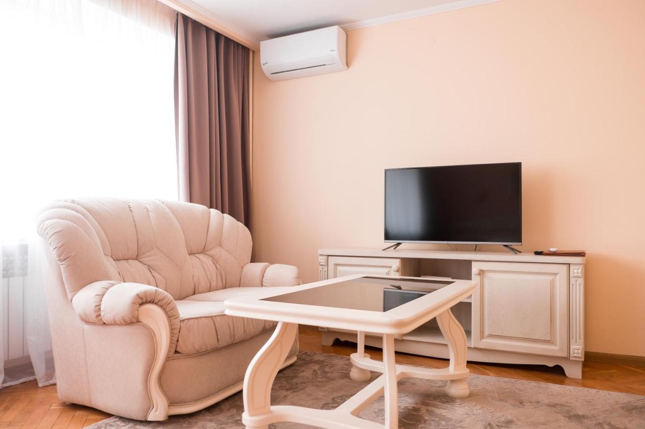 Hotel Halychyna Ternopil Luaran gambar