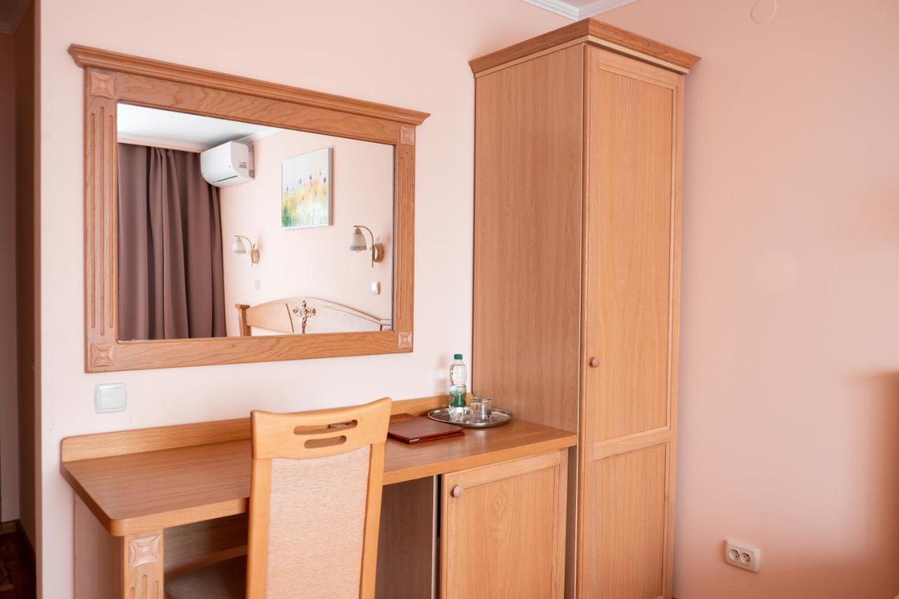 Hotel Halychyna Ternopil Luaran gambar